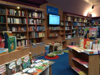 5 Oxford Bookshop Prague